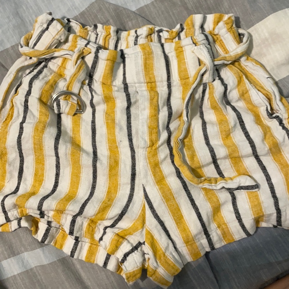 Like new shorts, size small. Love tree brand